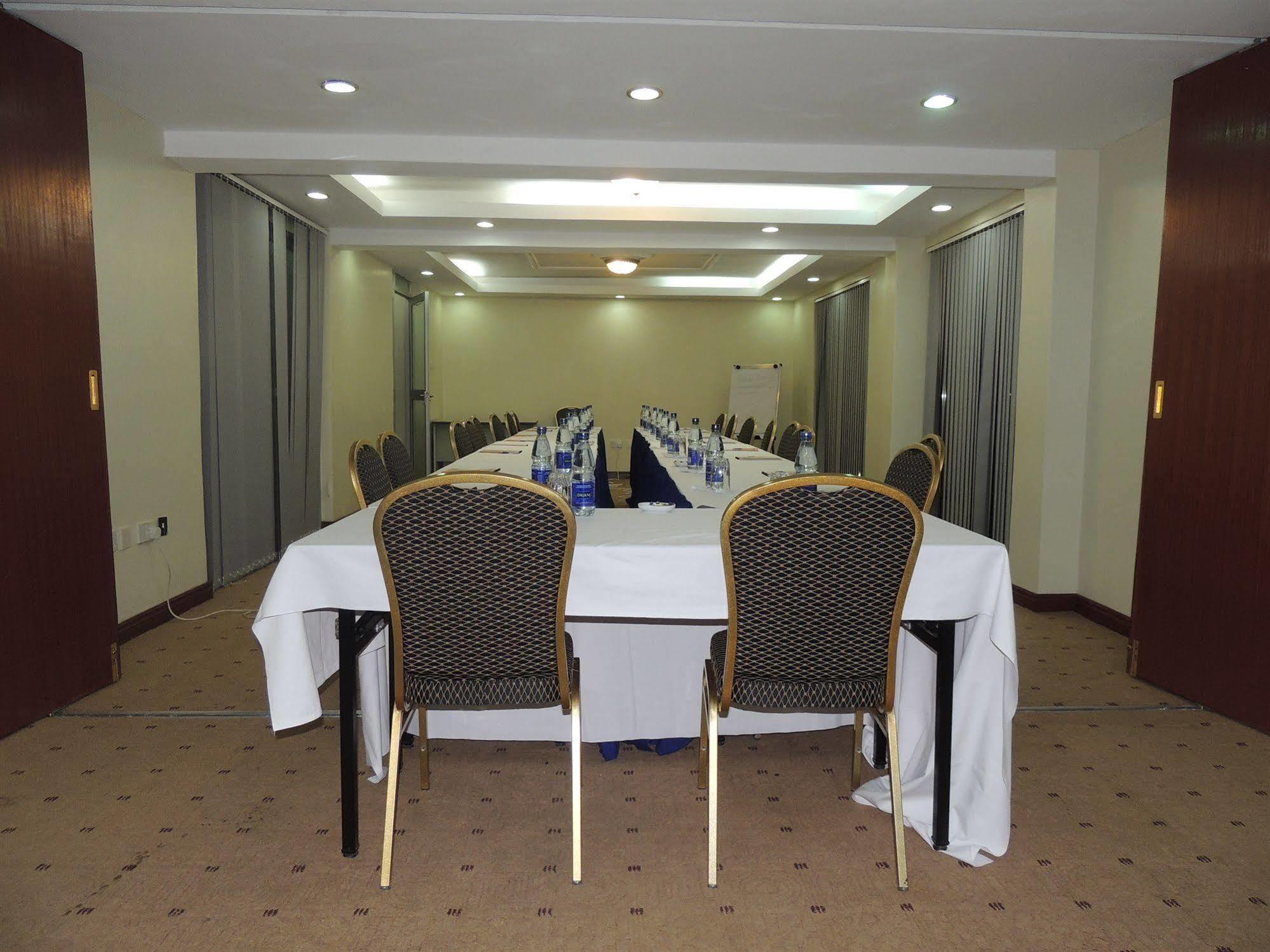 Nairobi Upperhill Hotel Kültér fotó