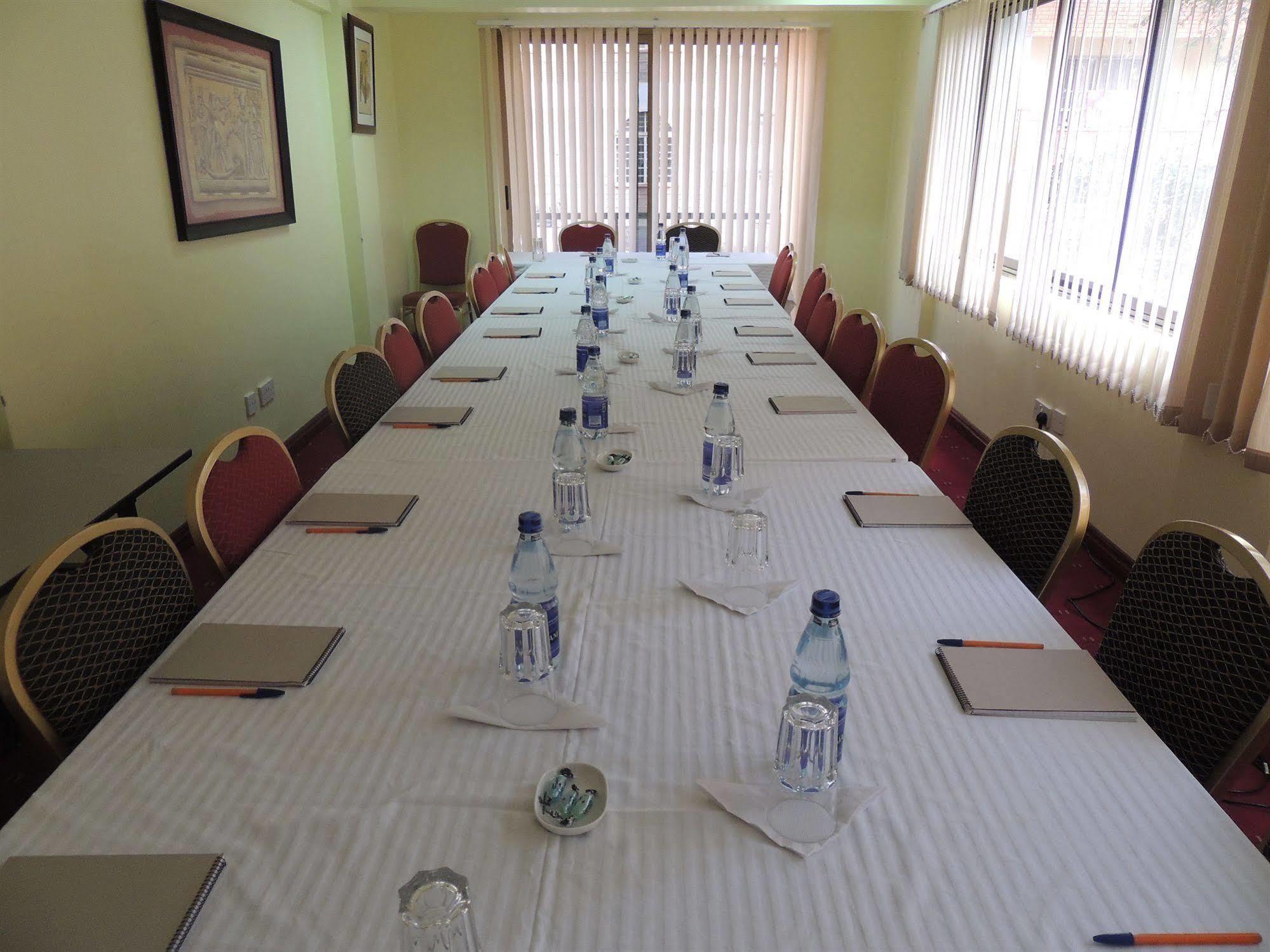 Nairobi Upperhill Hotel Kültér fotó